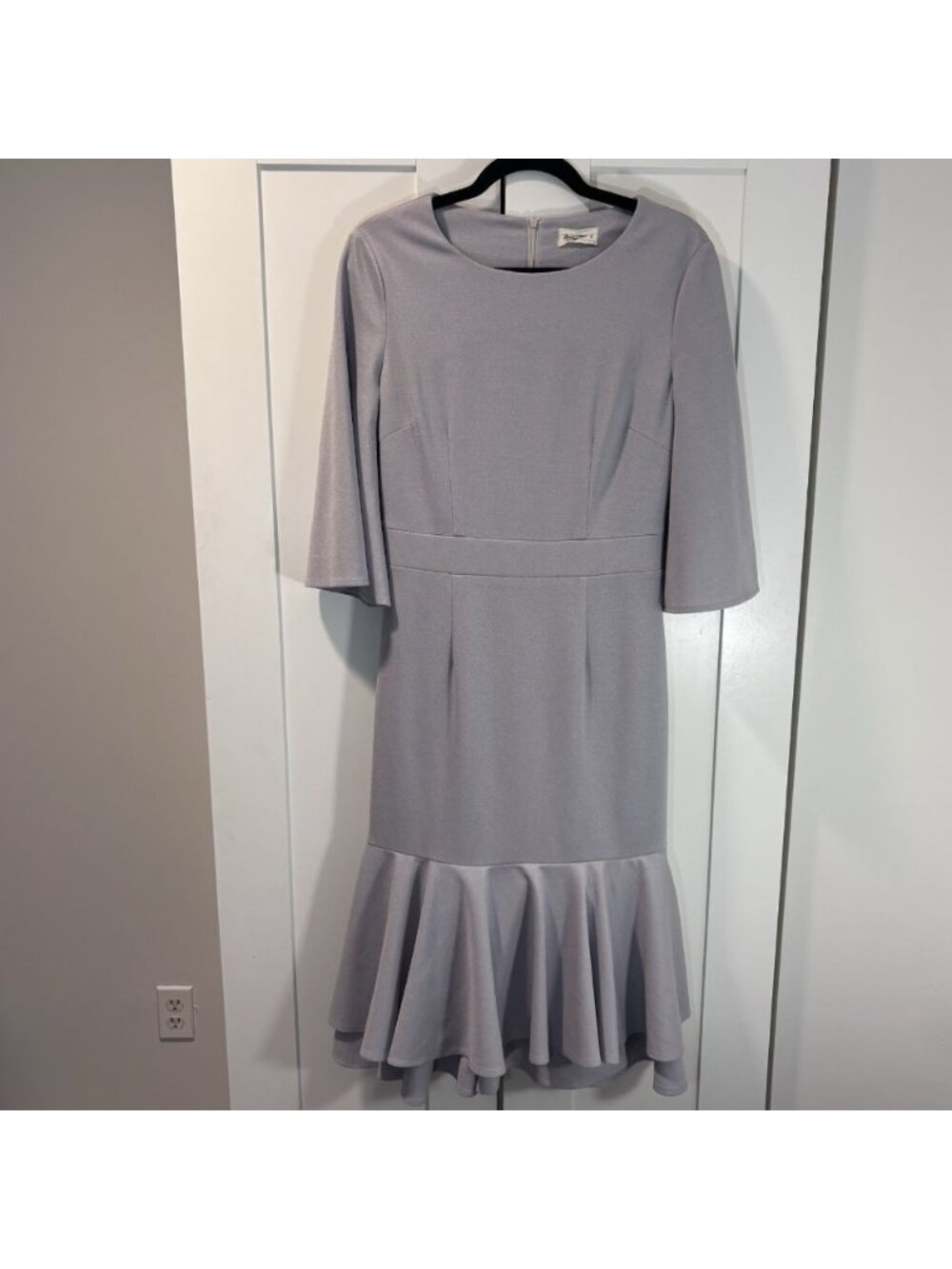 Luxe & Arrow Silver Gray Dress Midi 3/4 Sleeves Womens Small Party Event Wedding
